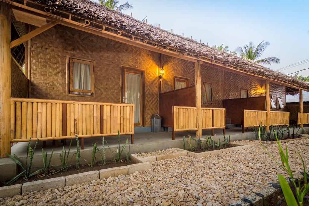 Full Moon Hostel Nusa Penida Quarto foto