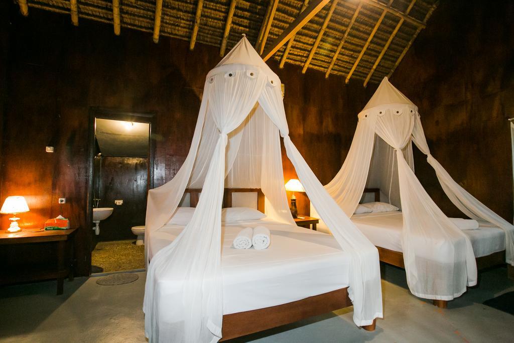 Full Moon Hostel Nusa Penida Exterior foto