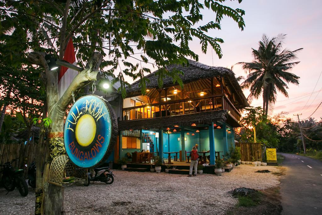 Full Moon Hostel Nusa Penida Exterior foto